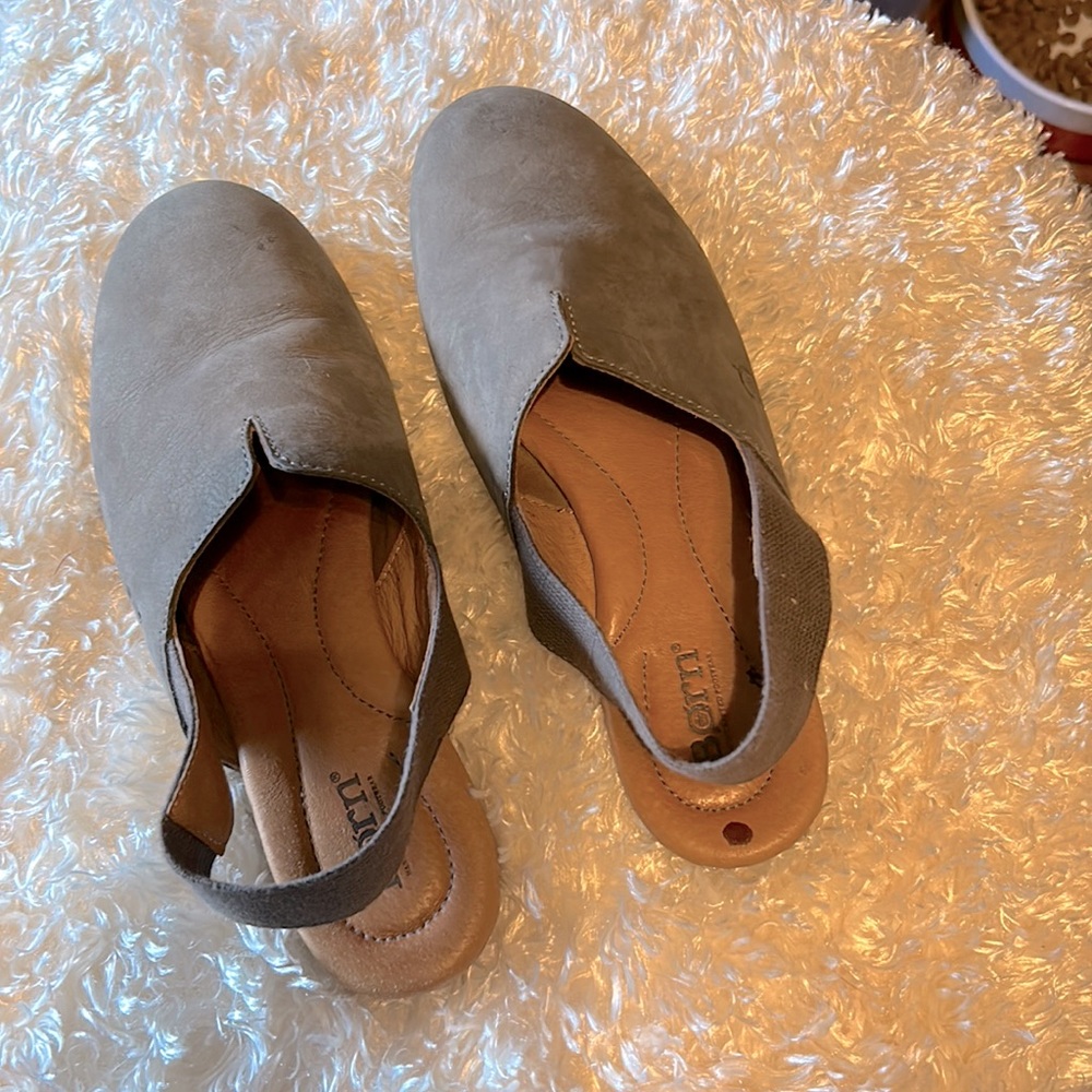 Born mules with heel strap